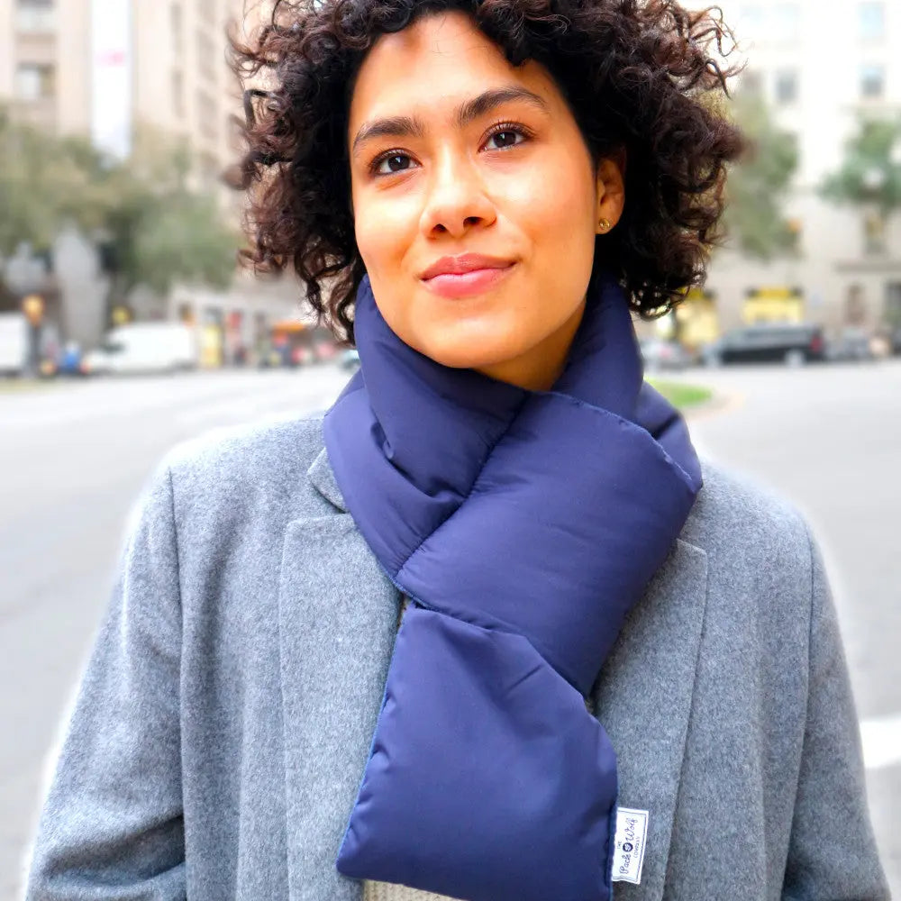 Puffer Scarf - Winter Scarf With Pocket The Pack Wolf Company
