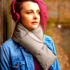 Puffer Scarf - Winter Scarf With Pocket The Pack Wolf Company